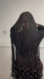Knotless Braiding — Look 11