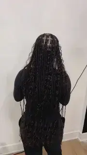 Knotless Braiding — Look 12